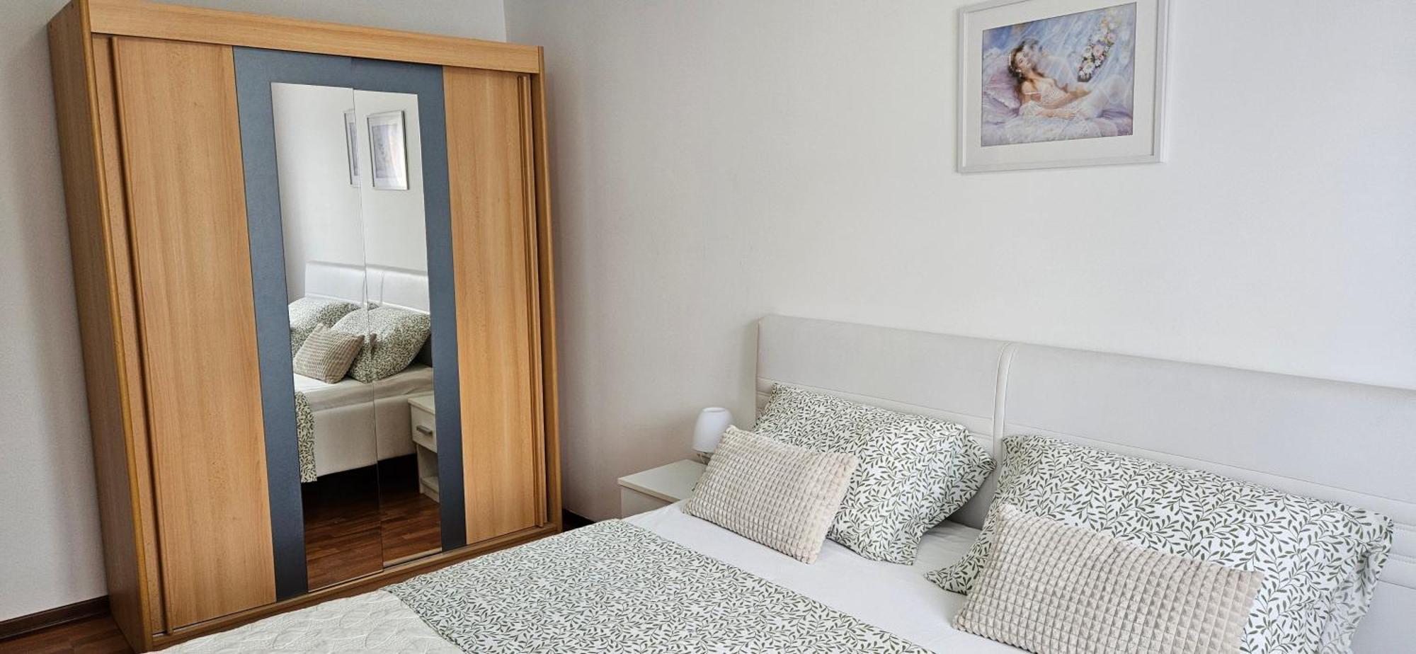 Apartment Laguna 08A Izola Bagian luar foto