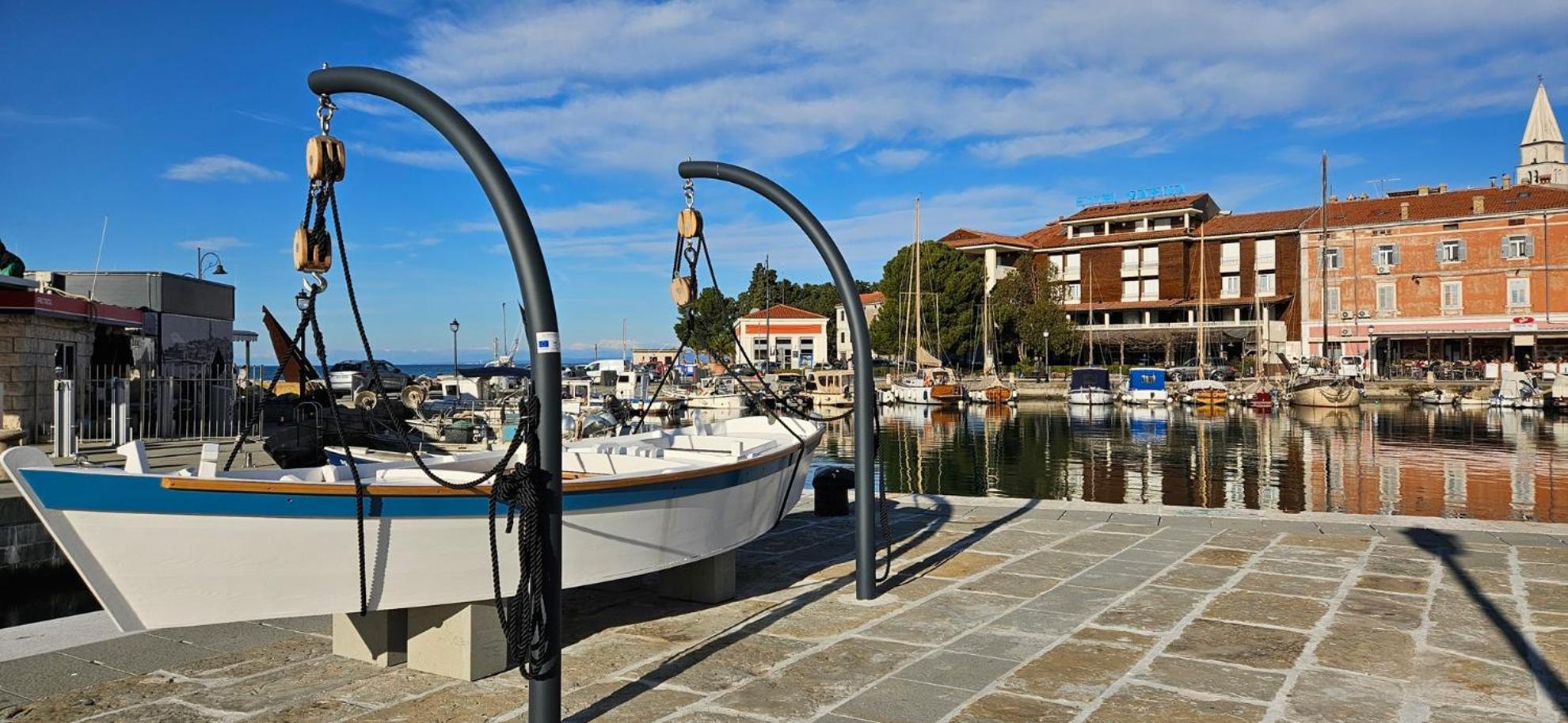 Apartment Laguna 08A Izola Bagian luar foto